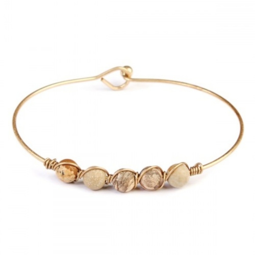 {Crystal Avenue}Stone & Wire Bracelet